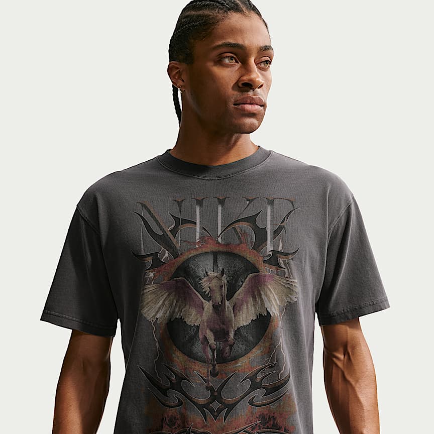 Nike Men's T-Shirt. Nike.com